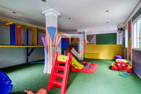 Apartamento à venda com 62m², 3 quartos e 1 vaga Apartamento à venda com 62m², 3 quartos e 1 vagaÁrea comum