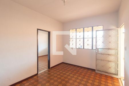 Sala de casa para alugar com 2 quartos, 80m² em Campo Grande, Rio de Janeiro