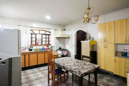 Casa à venda com 149m², 2 quartos e 2 vagasCozinha