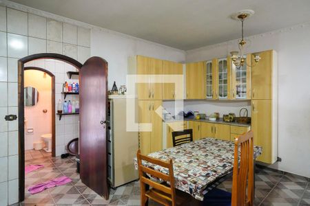 Casa à venda com 149m², 2 quartos e 2 vagasCozinha