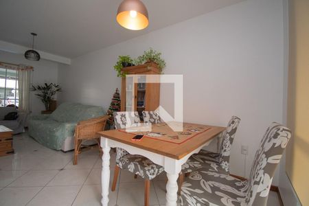  Sala estar/ jantar de casa de condomínio à venda com 3 quartos, 144m² em Santa Teresa, São Leopoldo