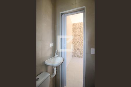 Casa para alugar com 21m², 1 quarto e sem vagaBanheiro