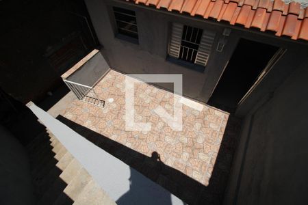Casa para alugar com 21m², 1 quarto e sem vagaQuintal e área de serviço
