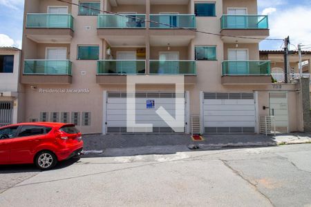 Apartamento à venda com 47m², 2 quartos e 1 vaga Apartamento à venda com 47m², 2 quartos e 1 vagaFachada