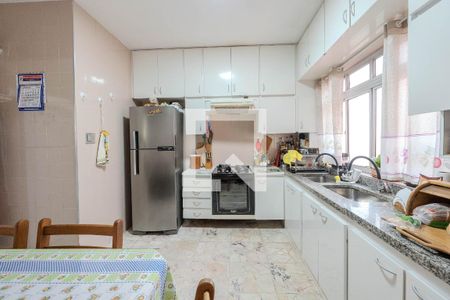Apartamento à venda com 284m², 3 quartos e sem vagaCozinha