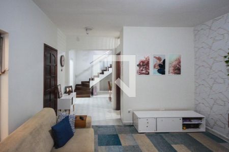 Sala de casa à venda com 3 quartos, 137m² em Vila Graciosa, São Paulo