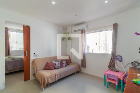 Sala de apartamento à venda com 2 quartos, 41m² em Centro Histórico, Porto Alegre