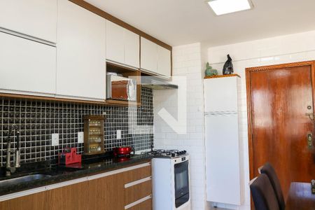 Apartamento à venda com 79m², 2 quartos e 1 vagaCozinha