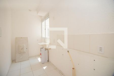 Apartamento para alugar com 43m², 2 quartos e 1 vaga Apartamento para alugar com 43m², 2 quartos e 1 vagaCozinha e Área de Serviço
