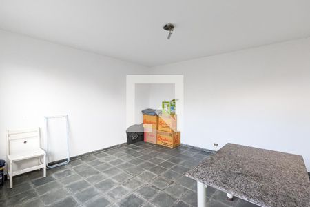 Casa à venda com 213m², 3 quartos e 5 vagas Casa à venda com 213m², 3 quartos e 5 vagasÁrea comum - Salão