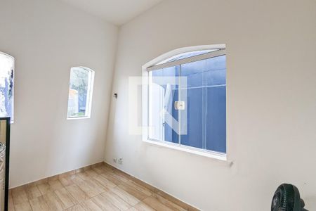 Casa à venda com 213m², 3 quartos e 5 vagas Casa à venda com 213m², 3 quartos e 5 vagasSaleta