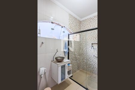 Casa à venda com 213m², 3 quartos e 5 vagas Casa à venda com 213m², 3 quartos e 5 vagasBanheiro da suíte