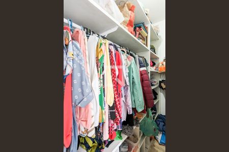 Casa à venda com 213m², 3 quartos e 5 vagas Casa à venda com 213m², 3 quartos e 5 vagasQuarto 2