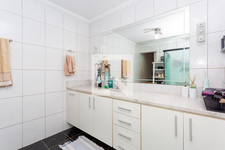 Casa à venda com 250m², 5 quartos e 8 vagasBanheiro da Suíte 1