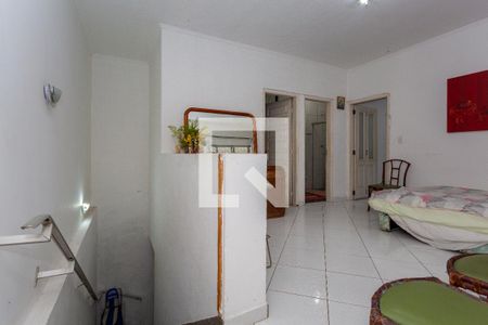 Casa à venda com 250m², 5 quartos e 8 vagasEdícula