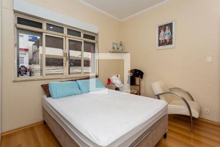 Casa à venda com 250m², 5 quartos e 8 vagasSuíte 2