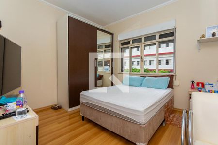 Casa à venda com 250m², 5 quartos e 8 vagasSuíte 2