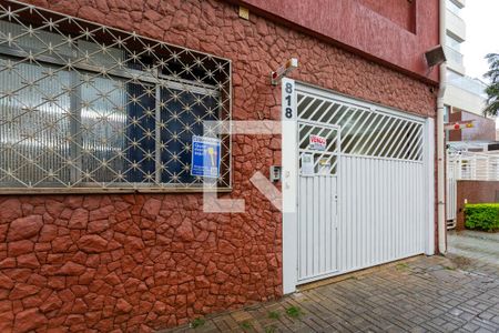 Casa à venda com 250m², 5 quartos e 8 vagasFachada