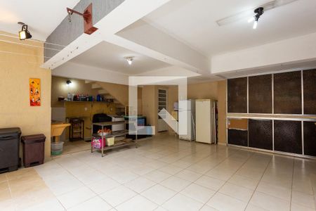 Casa à venda com 250m², 5 quartos e 8 vagasQuintal