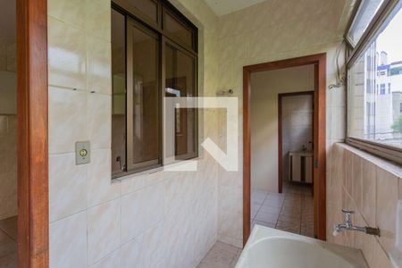 Apartamento para alugar com 120m², 3 quartos e 2 vagas Apartamento para alugar com 120m², 3 quartos e 2 vagasÁrea de Serviço