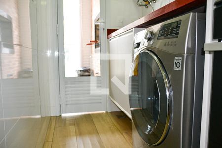 Apartamento à venda com 63m², 2 quartos e 2 vagas Apartamento à venda com 63m², 2 quartos e 2 vagasÁrea de Serviço