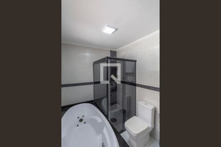 Casa à venda com 203m², 3 quartos e 6 vagasBanheiro Escritório