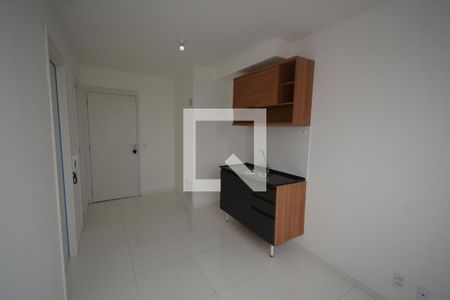 Sala/Cozinha de apartamento para alugar com 1 quarto, 24m² em Jardim Prudência, São Paulo
