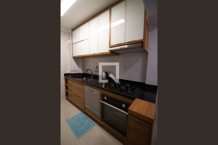 Apartamento para alugar com 80m², 2 quartos e 1 vaga Apartamento para alugar com 80m², 2 quartos e 1 vagaCozinha