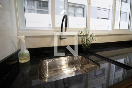 Apartamento para alugar com 80m², 2 quartos e 1 vaga Apartamento para alugar com 80m², 2 quartos e 1 vagaÁrea de serviço