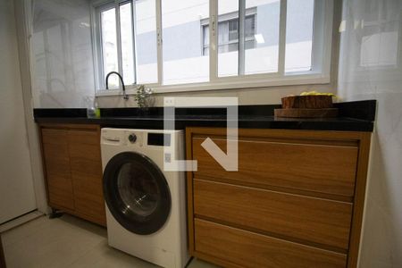 Apartamento para alugar com 80m², 2 quartos e 1 vaga Apartamento para alugar com 80m², 2 quartos e 1 vagaÁrea de serviço