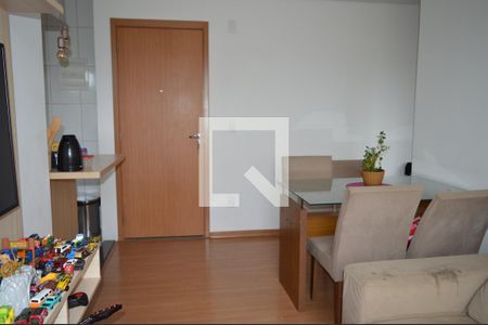 Sala de apartamento à venda com 2 quartos, 46m² em Cabral, Contagem