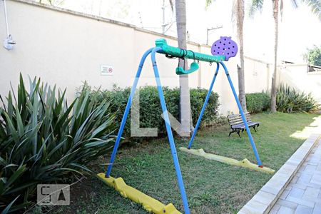 Apartamento para alugar com 44m², 2 quartos e 1 vaga Apartamento para alugar com 44m², 2 quartos e 1 vagaÁrea comum - Playground