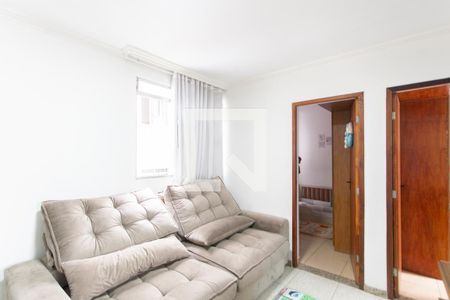 Sala de apartamento para alugar com 2 quartos, 47m² em São João Batista (venda Nova), Belo Horizonte