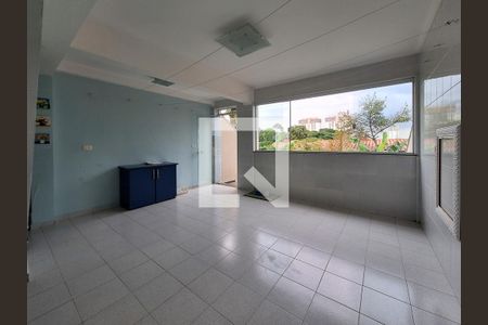 Casa à venda com 250m², 4 quartos e 6 vagasEspaço inferior