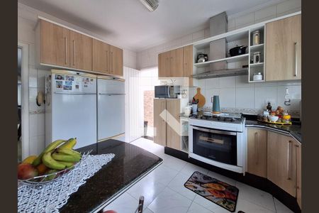 Casa à venda com 250m², 4 quartos e 6 vagasCozinha