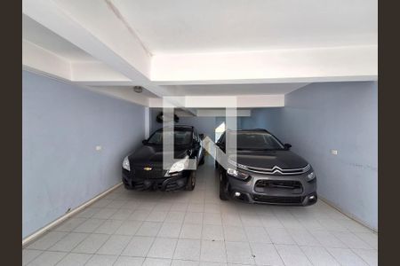 Casa à venda com 250m², 4 quartos e 6 vagasGaragem