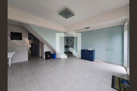 Casa à venda com 250m², 4 quartos e 6 vagasEspaço inferior