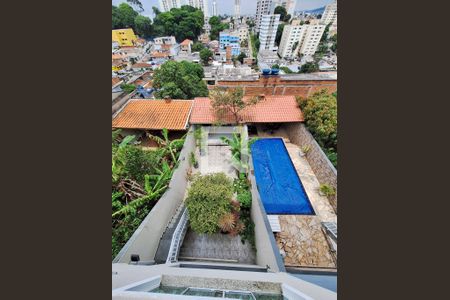 Casa à venda com 250m², 4 quartos e 6 vagasVista Quintal