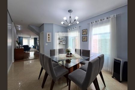 Casa à venda com 250m², 4 quartos e 6 vagasCopa