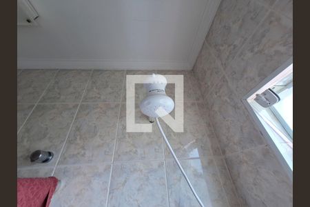 Casa à venda com 250m², 4 quartos e 6 vagasBanheiro Quarto 3