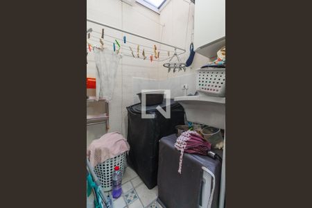 Casa de condomínio à venda com 69m², 2 quartos e 1 vaga Casa de condomínio à venda com 69m², 2 quartos e 1 vagaÁrea de Serviço