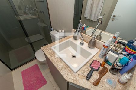 Apartamento à venda com 84m², 3 quartos e 2 vagasDetalhe Banheiro da Suíte