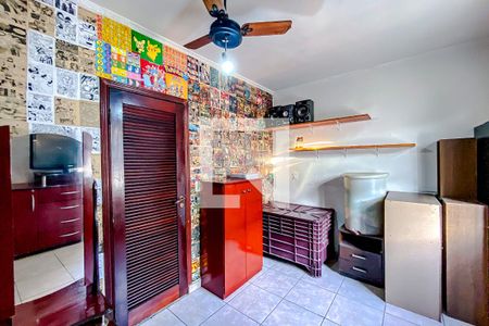 Casa à venda com 400m², 5 quartos e 3 vagasQuarto 2