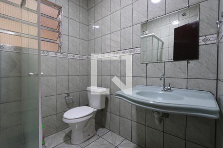 Banheiro da Suíte de casa para alugar com 1 quarto, 70m² em Jardim Marília, São Paulo
