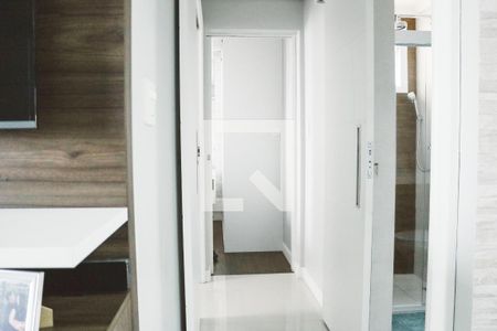 Corredor de apartamento à venda com 2 quartos, 50m² em Vila Mazzei, São Paulo