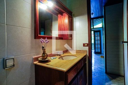 Banheiro de casa de condomínio à venda com 4 quartos, 995m² em Largo da Batalha, Niterói