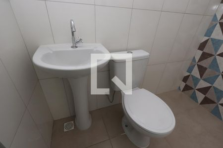 Casa para alugar com 60m², 2 quartos e sem vagaBanheiro