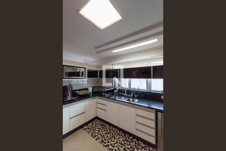 Casa à venda com 180m², 3 quartos e 4 vagasCozinha