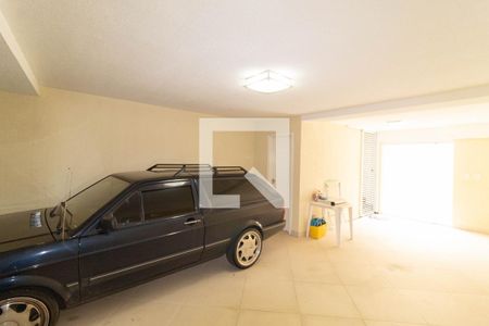 Casa à venda com 180m², 3 quartos e 4 vagasGaragem 