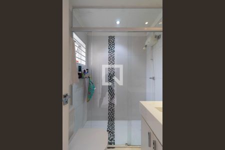 Casa à venda com 180m², 3 quartos e 4 vagasBanheiro da Suíte 